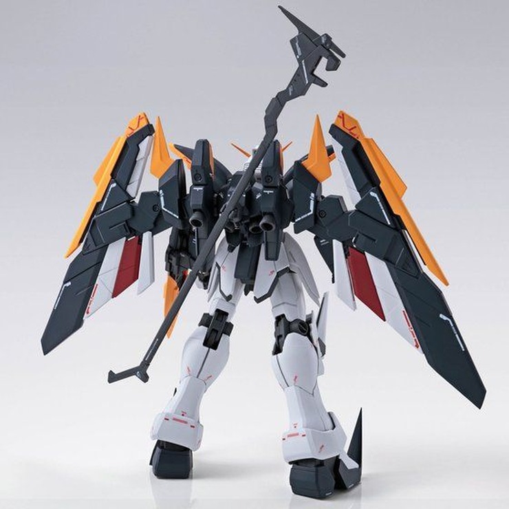 「MG 1/100 ガンダムデスサイズ EW（ルーセット装備）」4,950円（税込）（C）創通・サンライズ