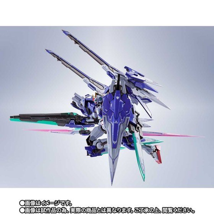 「METAL ROBOT魂 ＜SIDE MS＞ ダブルオーザンライザーセブンソード+GNソードIIブラスターセット」22,000円（税込）（C）創通・サンライズ