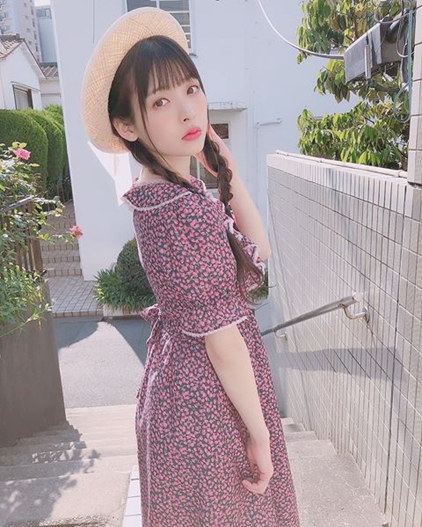 声優・上坂すみれ、真夏の麦わら帽子＆ワンピコーデが大好評「可愛さが爆発してる」「透明感がすごすぎます」