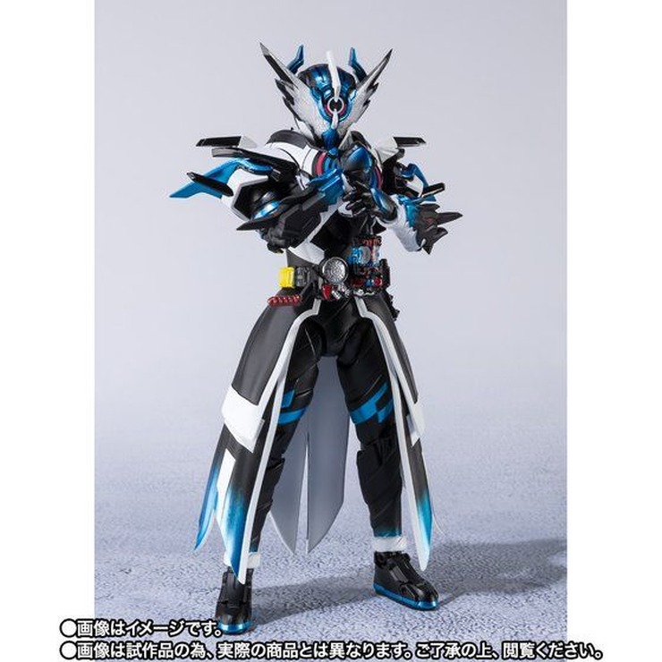 「S.H.Figuarts 仮面ライダークローズエボル」7,700円（税込）（C）石森プロ・テレビ朝日・ADK EM・東映