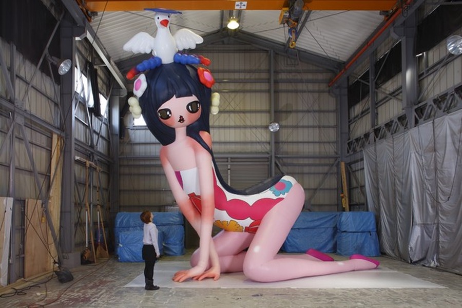 タカノ綾《精霊船にのって》2014（平成26）年Courtesy Kaikai Kiki Gallery