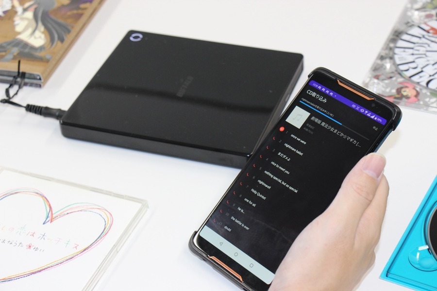 【推し活グッズ座談会】「この手軽さ、もっと早く知りたかった！」―スマホに直接CDを取り込める「ラクレコ」を編集部員たちが使ってみた