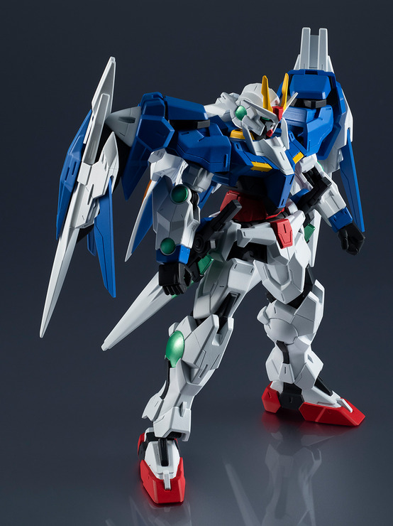 「GUNDAM UNIVERSE　GN-0000＋GNR-010 00 RAISER」4,500円（税別）（C）創通・サンライズ