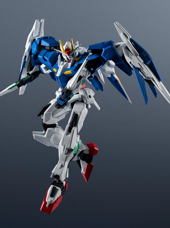 「GUNDAM UNIVERSE　GN-0000＋GNR-010 00 RAISER」4,500円（税別）（C）創通・サンライズ