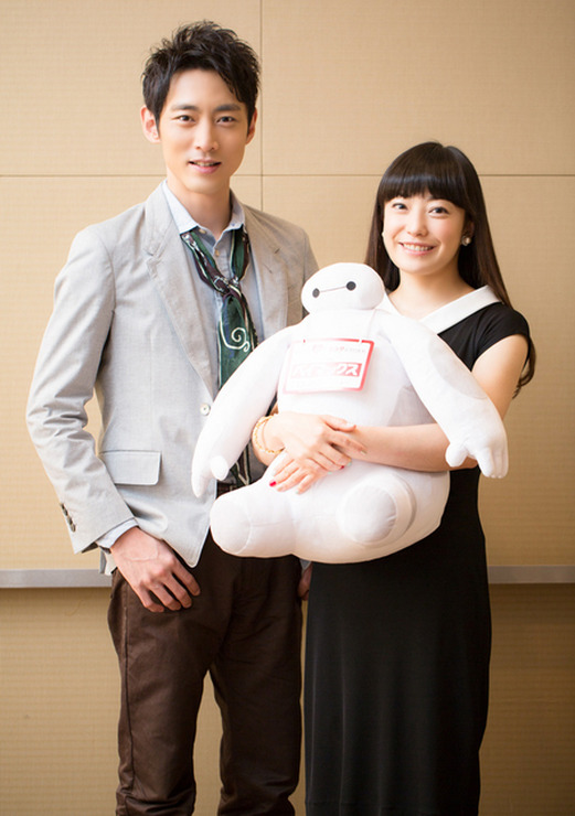 菅野美穂×小泉孝太郎『ベイマックス』／Photo：Nahoko Suzuki