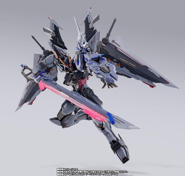 「METAL BUILD ストライクノワールガンダム（オルタナティブストライク Ver.）」30,800円（税込）（C）創通・サンライズ