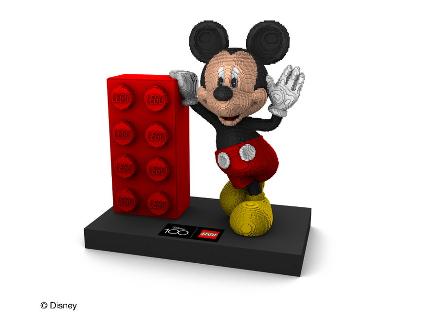 Disney100 THE MARKET in 日本橋三越本店に「レゴブロック」のミッキー登場（C）Disney