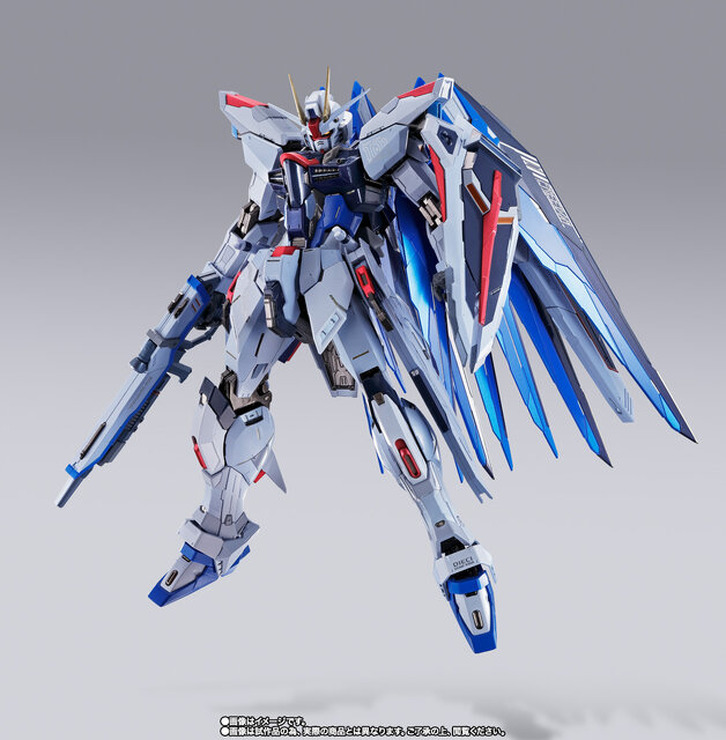 『ガンダムSEED』フリーダムガンダムが装い新たに「METAL BUILD」で商品化！“雪”がテーマの美しい新カラーに