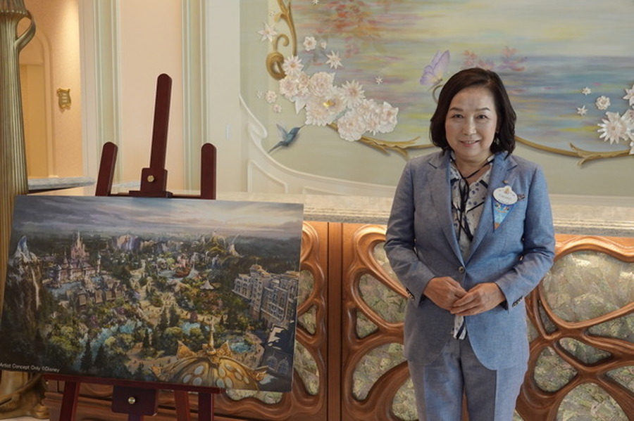 オリエンタルランド代表取締役会長（兼）CEOの髙野由美子氏 As to Disney artwork, logos and properties： (C) Disney