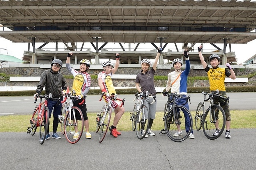 左から森久保祥太郎さん、山下大輝さん、伊藤健太郎さん、代永翼さん、吉野裕行さん、野島裕史さん