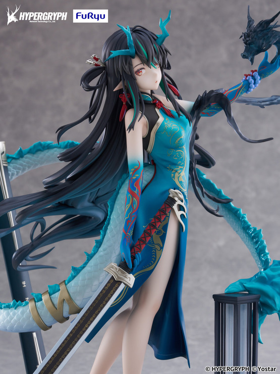 「シー 染塵煙 VER. 1/7 スケールフィギュア」29,700円（税込）（C）HYPERGRYPH（C）Yostar