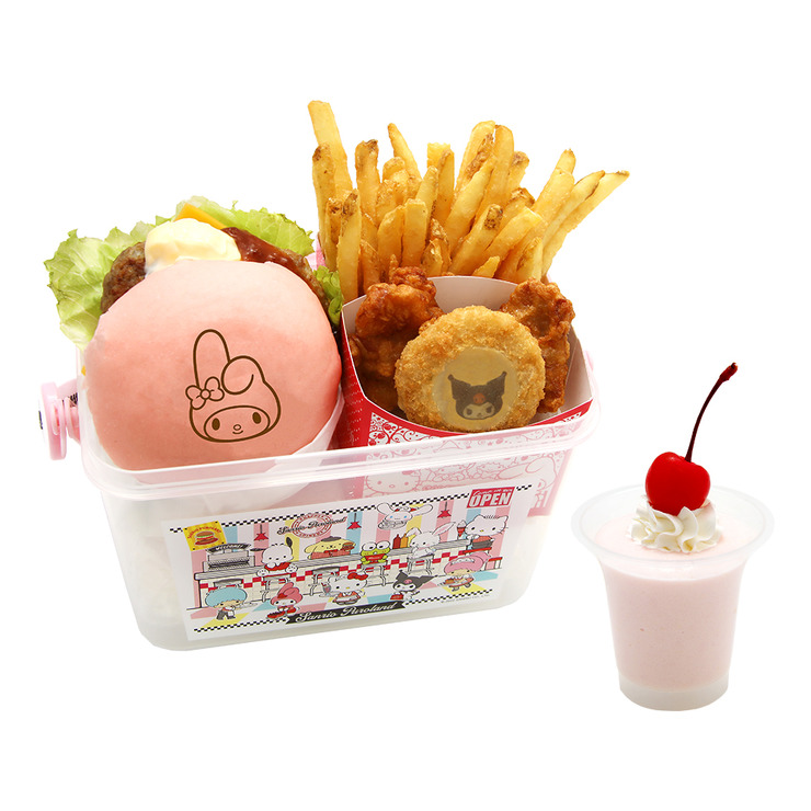 サンリオピューロランド「My Melody & Kuromi Anniversary Party」フードメニュー「マイメロディ＆クロミのアニバーサリー照り焼きバーガーバスケット」（C）2024 SANRIO CO., LTD. TOKYO, JAPAN