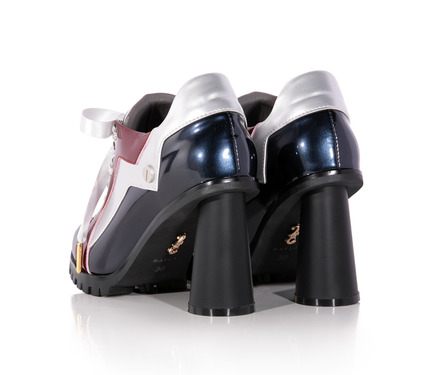 エヴァ」シンジ、レイ、アスカ、カヲルをイメージ！先駆的なシルエット