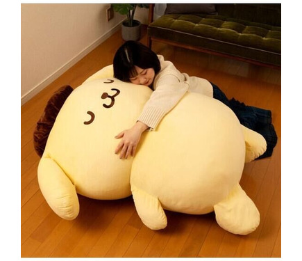 ポムポムプリン」そのサイズ、全長約105cm!? すべてを受け入れてくれる