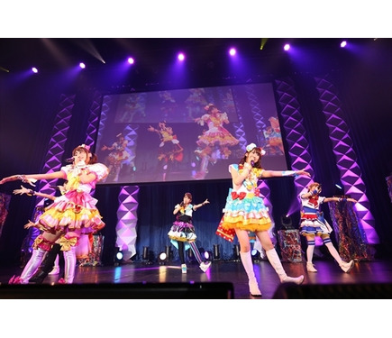 EZ DO DANCE」や「シオぽよ！」を披露 「プリパラ サマーアイドル
