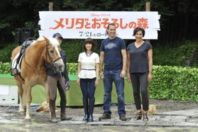 左からポニー（谷村さん）、大島さん、マーク監督、キャサリン プロデューサー