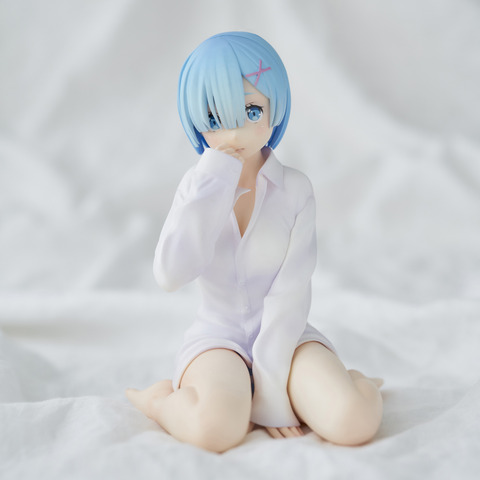 リゼロ レム 彼シャツ 思わせるyシャツ姿でフィギュア化 セクシー