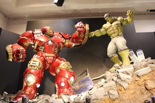 「アベンジャーズ」六本木に秘密基地を再現　ホットトイズのヒーローたちが集結