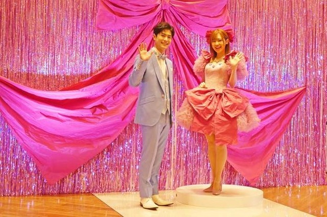 【推しの子】がドレス&タキシードに！ 高橋李依と大塚剛央がウェディングスタイルで夢ごこち「アイドル気分になれます！」