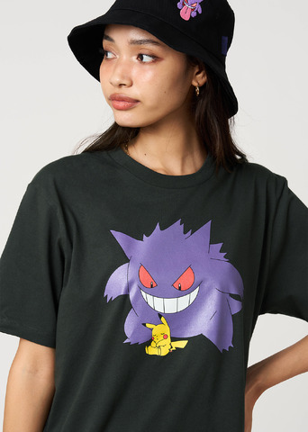 ポケットモンスター×グラニフ「ピカチュウ＆ゲンガー｜Tシャツ」着用イメージ（C）Nintendo・Creatures・GAME FREAK・TV Tokyo・ShoPro・JR Kikaku （C）Pokemon