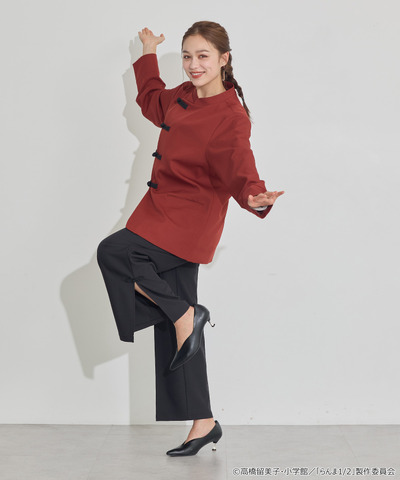 TVアニメ『らんま1/2』× earth music＆ecology Japan Label「チャイナシャツジャケット」ボルドー　着用イメージ（C）高橋留美子・小学館/「らんま1/2」製作委員会