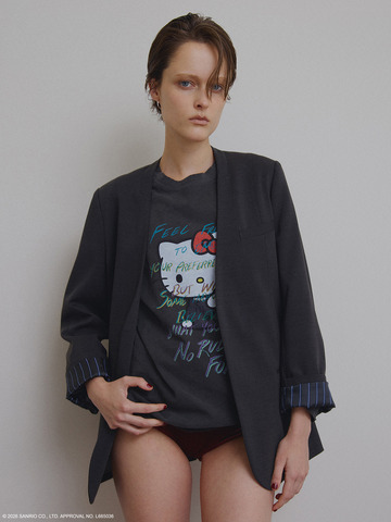 HELLO KITTY×Ameri DAMAGE LONG TEE ¥13,200+Tax