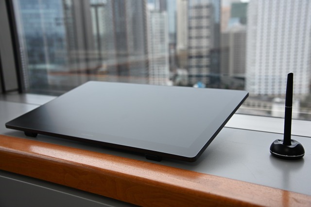 プロの現場でも十分通用する21.5インチの新型エントリー液タブ「Kamvas 22(Gen3)」―現役漫画家が実戦投入して感じた大画面の利点