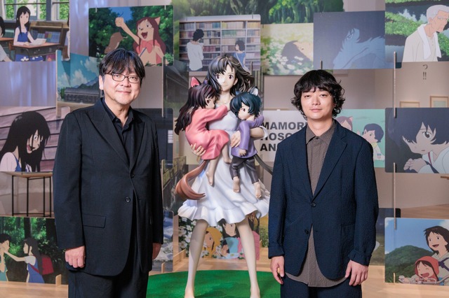 細田守監督（左）染谷将太（右）