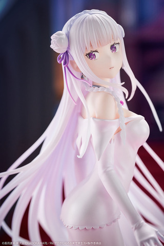 「エミリア ウェディングドレスVer. 1/7スケールフィギュア」