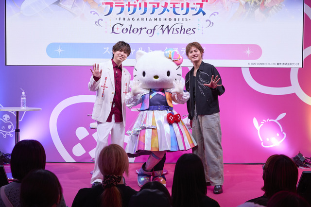 「フラガリアメモリーズ」梶原岳人＆武内駿輔、ハローキティのサプライズ登場に「かわいい！」と大喜び♪ トークステージ登壇【東京ゲームショウ2026　レポ】