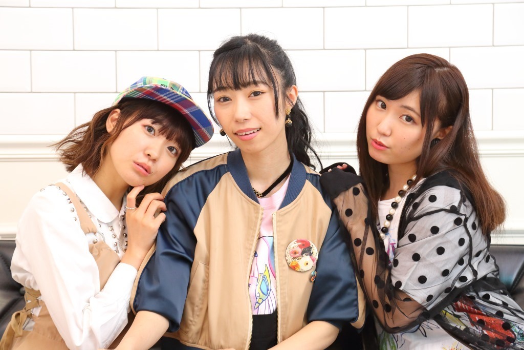アニサマ18 Aqours 斉藤朱夏 小林愛香 鈴木愛奈 出演2年目の意気込みは ハッピーな未来に繋げる アニメ アニメ