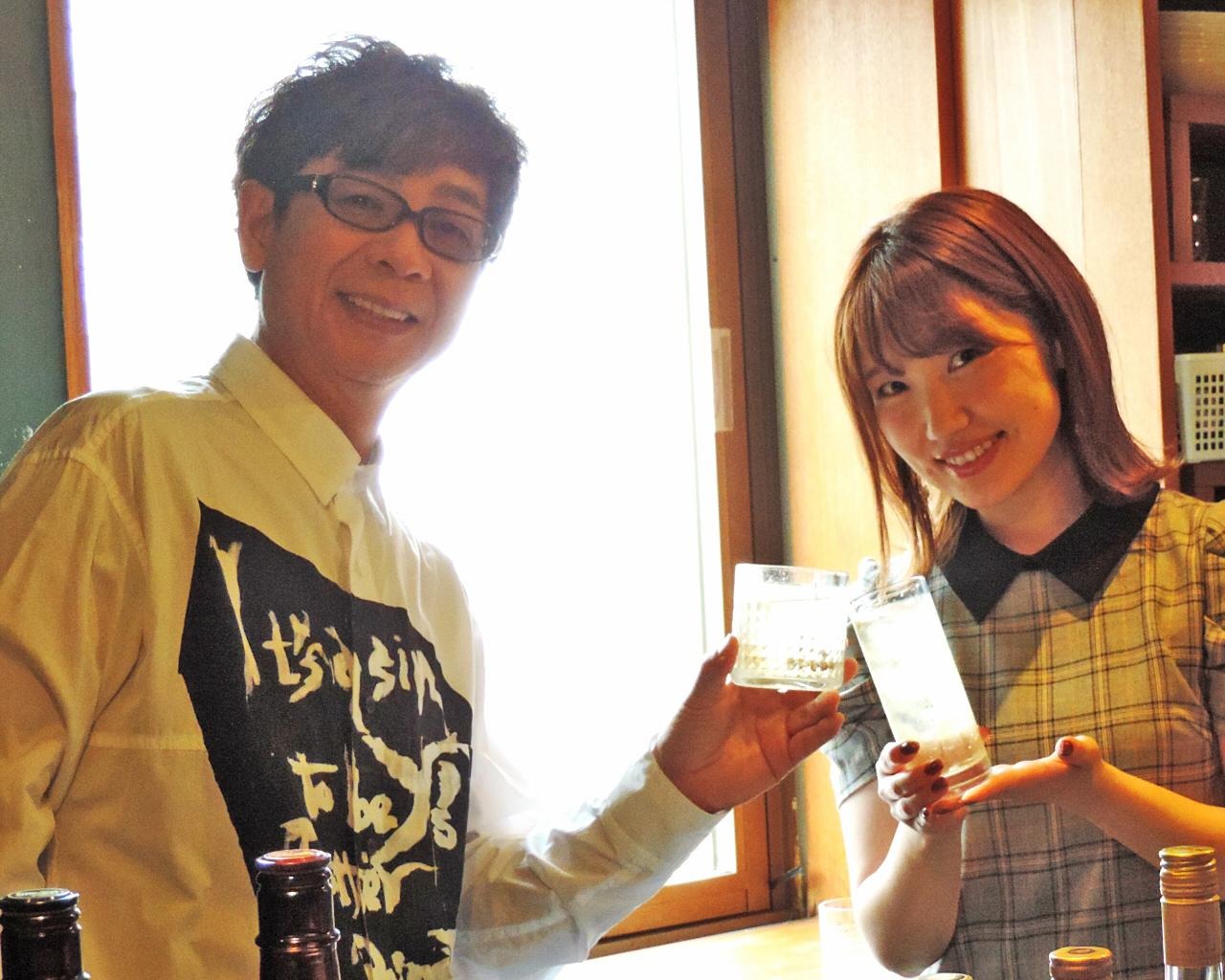 山寺宏一 内田彩 スナックでトーク ライブ 視線送り合うデュエットに 悪いことしているみたいで インタビューあり アニメ アニメ