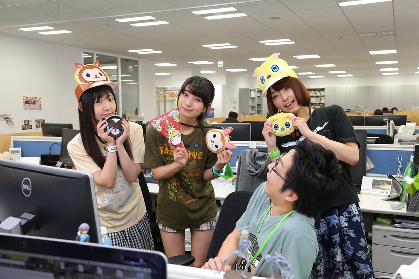 全国5都市6会場でオフラインイベント開催 編集部に Pso2 Dfガールズの3人がやってきた 6枚目の写真 画像 アニメ アニメ 全国5都市6会場でオフラインイベント開催 編集部に Pso2 Dfガールズの3人がやってきた 6枚目の写真 画像 アニメ アニメ