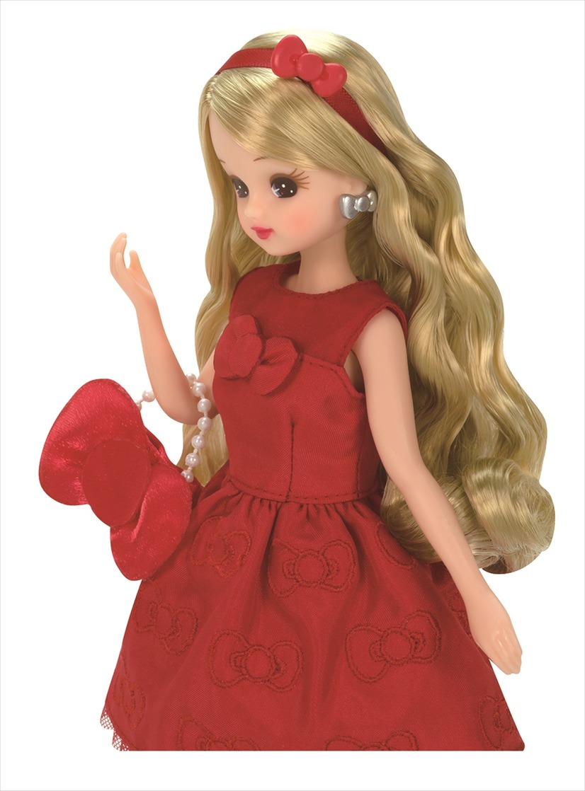 「LiccA Stylish Doll Collections ハローキティ セレブレーション スタイル」12,000円（税別）(C)TOMY (C)1976, 2018 SANRIO CO.,LTD.