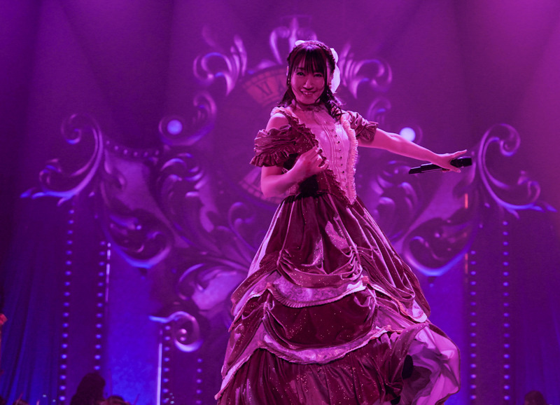 「NANA MIZUKI LIVE GRACE -OPUS III-」写真：上飯坂一、小境勝巳