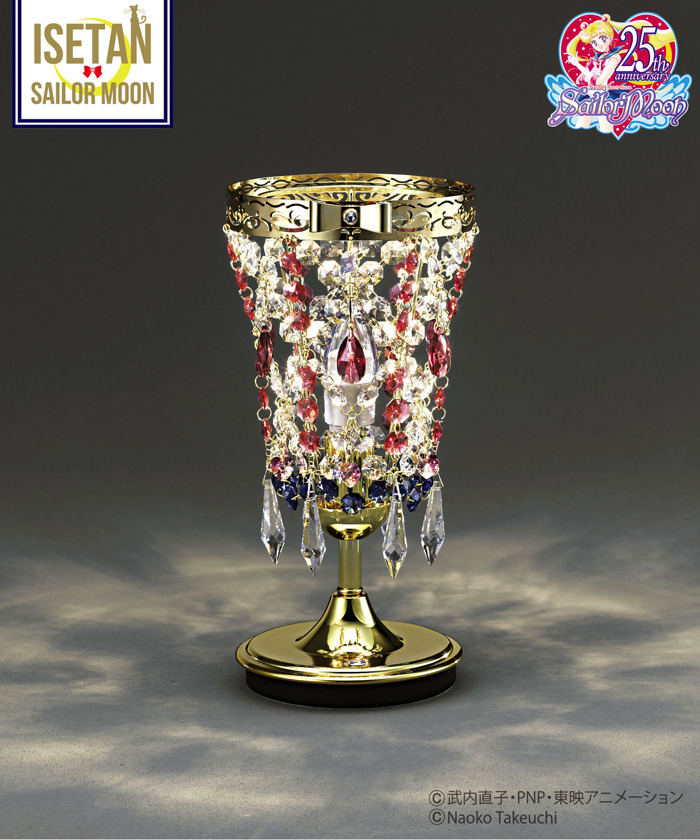 「美少女戦士セーラームーン×ISETAN 2019」Moon Gorgeous Table Lamp 170,640 円（税込）（C）武内直子・PNP・東映アニメーション（C）Naoko Takeuchi