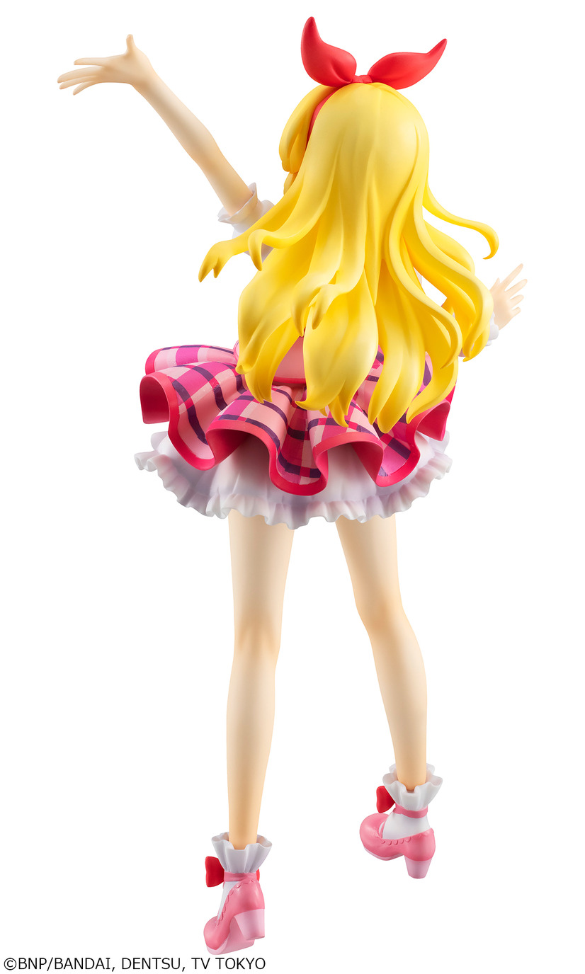 「Lucrea（ルクリア） アイカツ！ 星宮いちご　ピンクステージコーデ」13,800円 （税別）（C）BNP/BANDAI, DENTSU, TV TOKYO