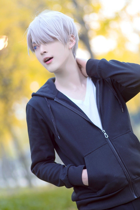 コスプレ】中国トップクラスに人気なイケメンレイヤー・小小白に聞く 