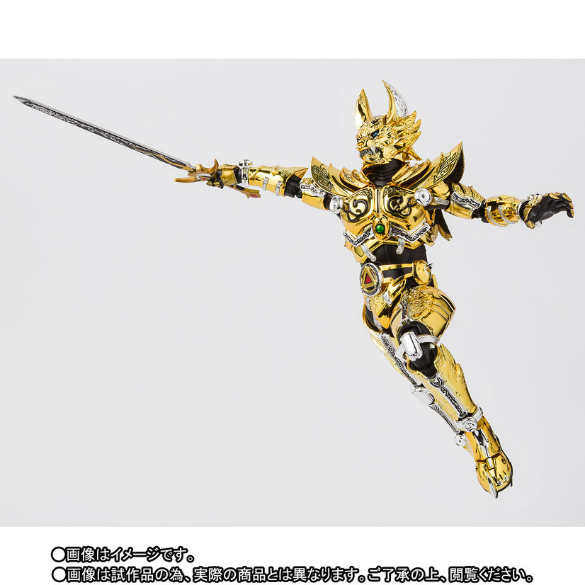 「S.H.Figuarts（真骨彫製法） 黄金騎士ガロ（冴島雷牙）」9,990円（税込）（C）2019「月虹ノ旅人」雨宮慶太／東北新社