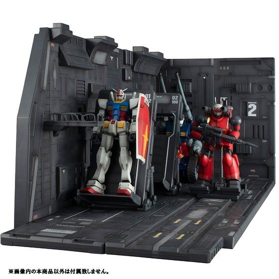 「Realistic Model Series 1/144ホワイトベースカタパルトデッキRenewal edition」14,080円（税込）（C）創通・サンライズ