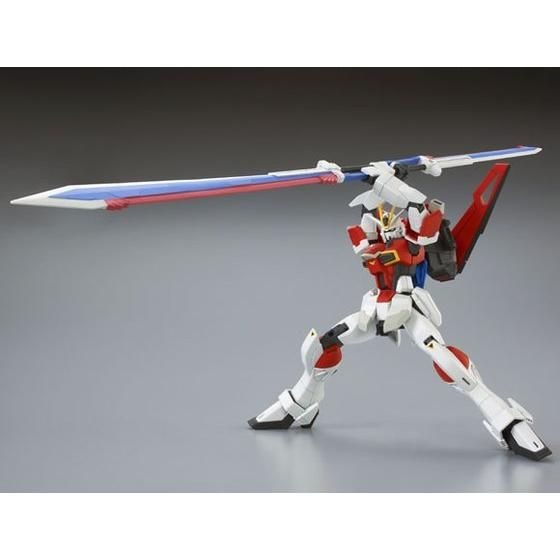 「HGCE 1/144 ソードインパルスガンダム」2,750円（税込）（C）創通・サンライズ