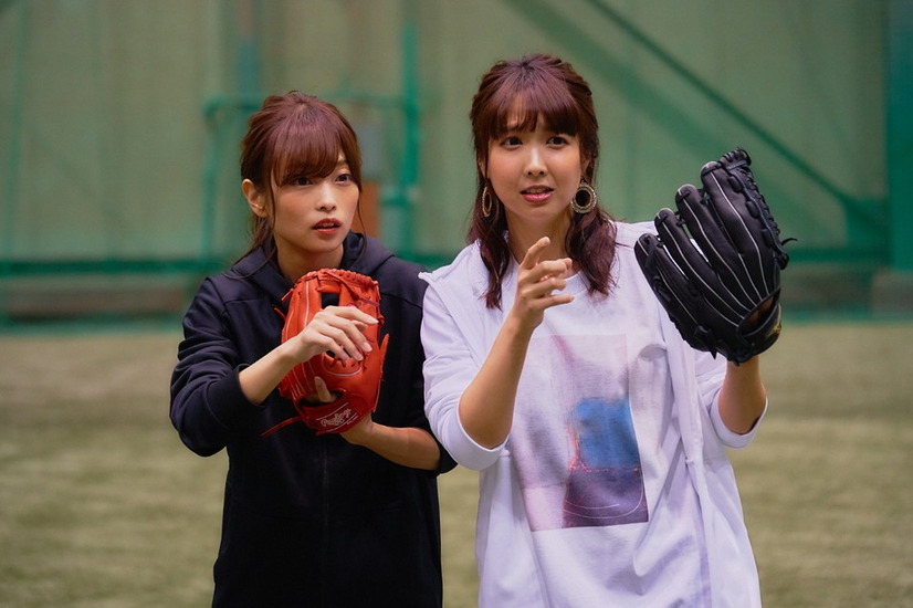 西田望見さんと立花理香さんに、“プロ野球ものまね芸人”とガチンコ野球対決（？）をしてもらいました 【「八月のシンデレラナイン」BD発売記念】