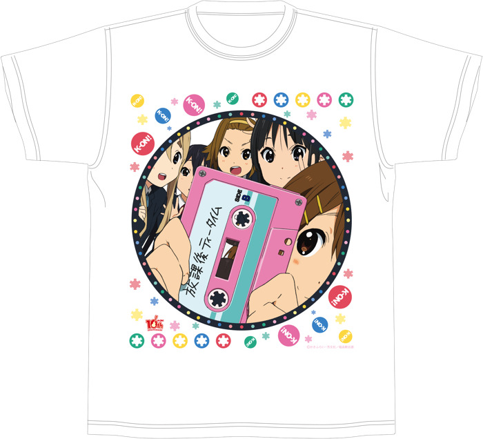 「けいおん！　10周年Tシャツ『集合』」3,000円（税別）