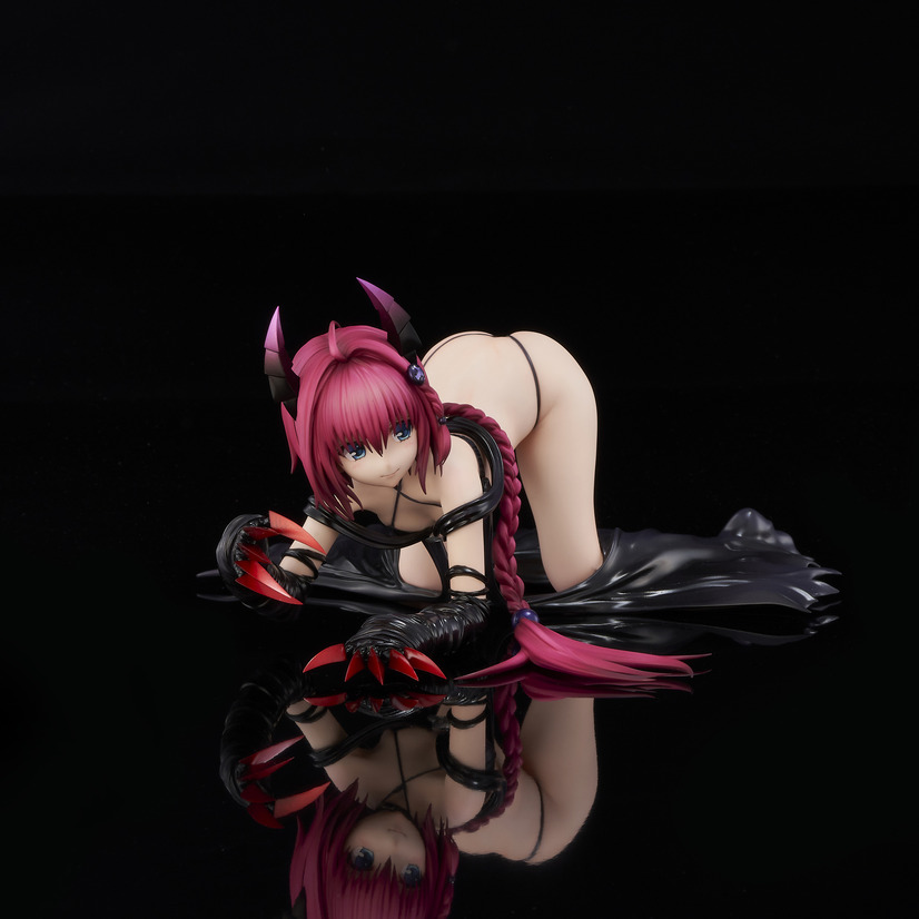 「ToLOVEる－とらぶる－ダークネス 黒咲芽亜　ダークネスVer. 1/6」16,500円（税別）（C）矢吹健太朗・長谷見沙貴／集英社・とらぶるダークネス製作委員会