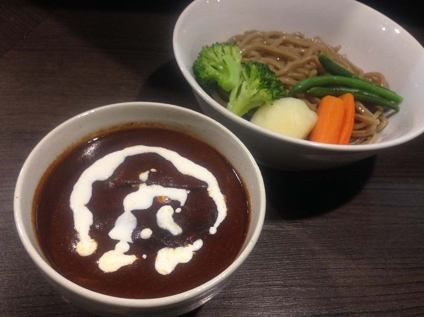 自家製麺ほうきぼし「濃厚ビーフデミ☆焙煎珈琲つけ麺」