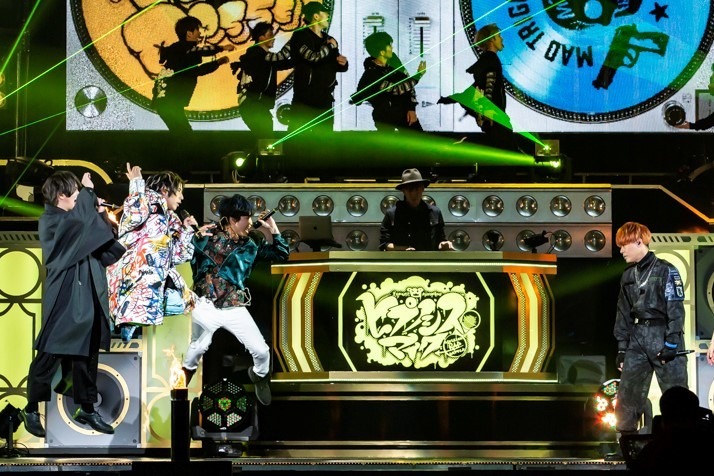 『ヒプノシスマイク-Division Rap Battle- 6th LIVE <<2nd D.R.B>>』3rd Battle Fling Posse photo by粂井健太／nishinaga “saicho” isao／小林弘輔（C）AbemaTV,Inc.（C） King Record Co., Ltd. All rights reserved.
