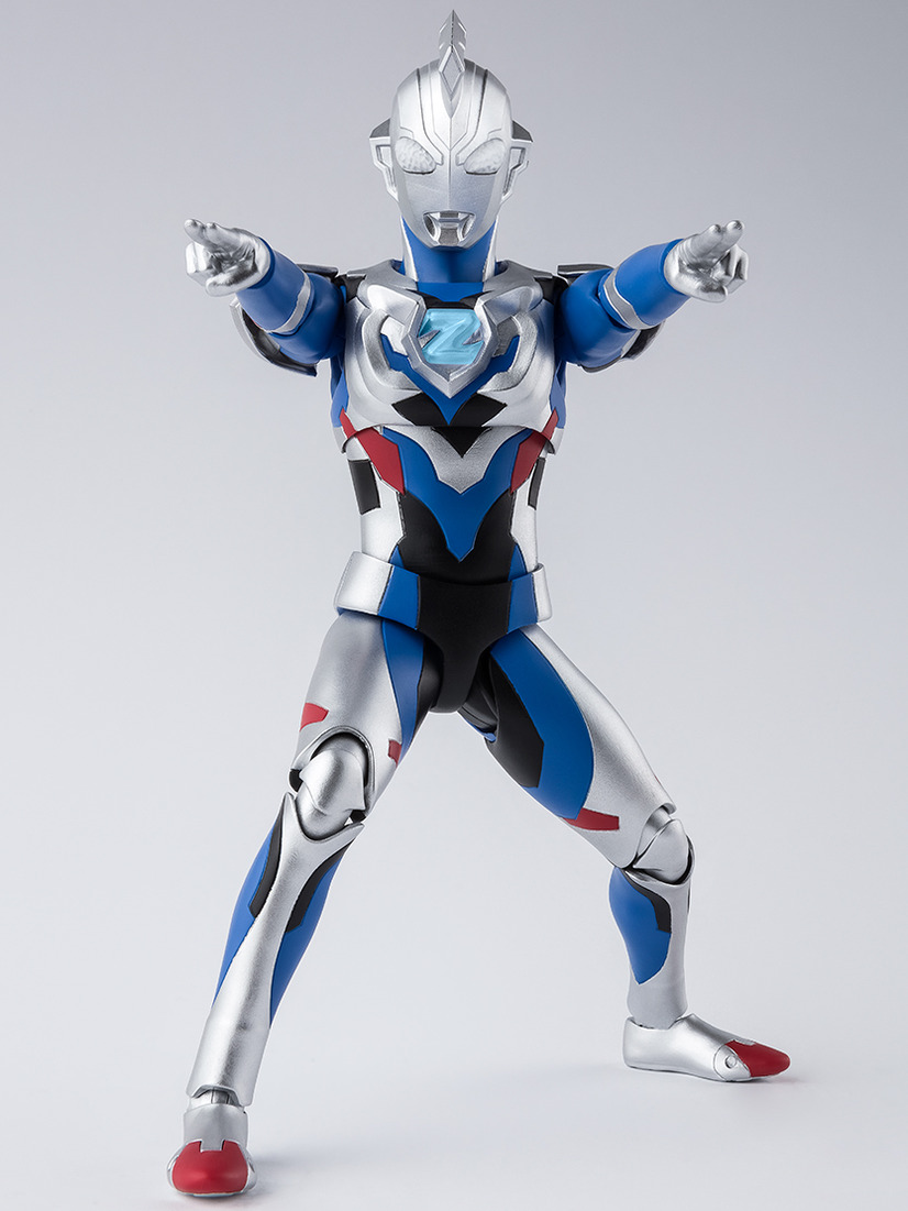 「S.H.Figuarts　ウルトラマンゼット オリジナル」（C）円谷プロ （C）ウルトラマンＺ製作委員会・テレビ東京