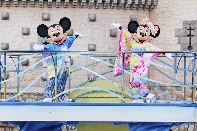 ディズニー 和服姿のミッキーマウスが新年をお祝い 東京ディズニーシーでも期間限定グリーティング開催 4枚目の写真 画像 アニメ アニメ ディズニー 和服姿のミッキーマウスが新年をお祝い 東京ディズニーシーでも期間限定グリーティング開催 4枚目の写真 画像 アニメ アニメ