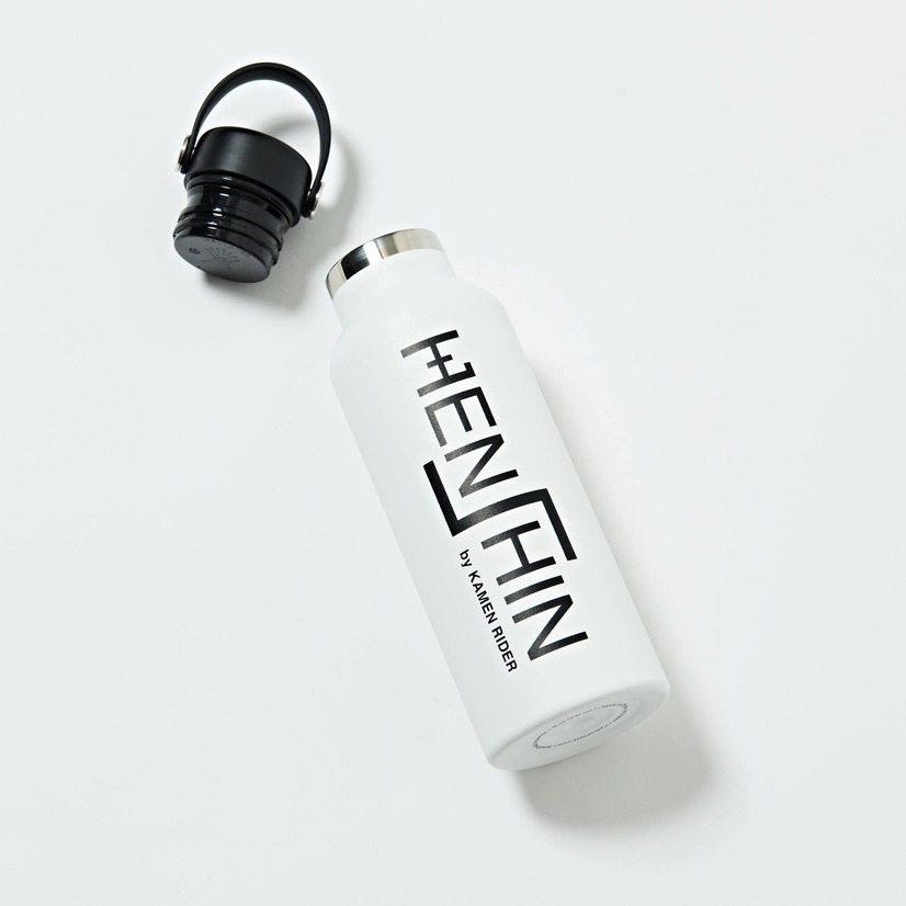 「HENSHIN by KAMEN RIDER×Hydro Flask ボトル」各5,500円（税込）（C）石森プロ・東映