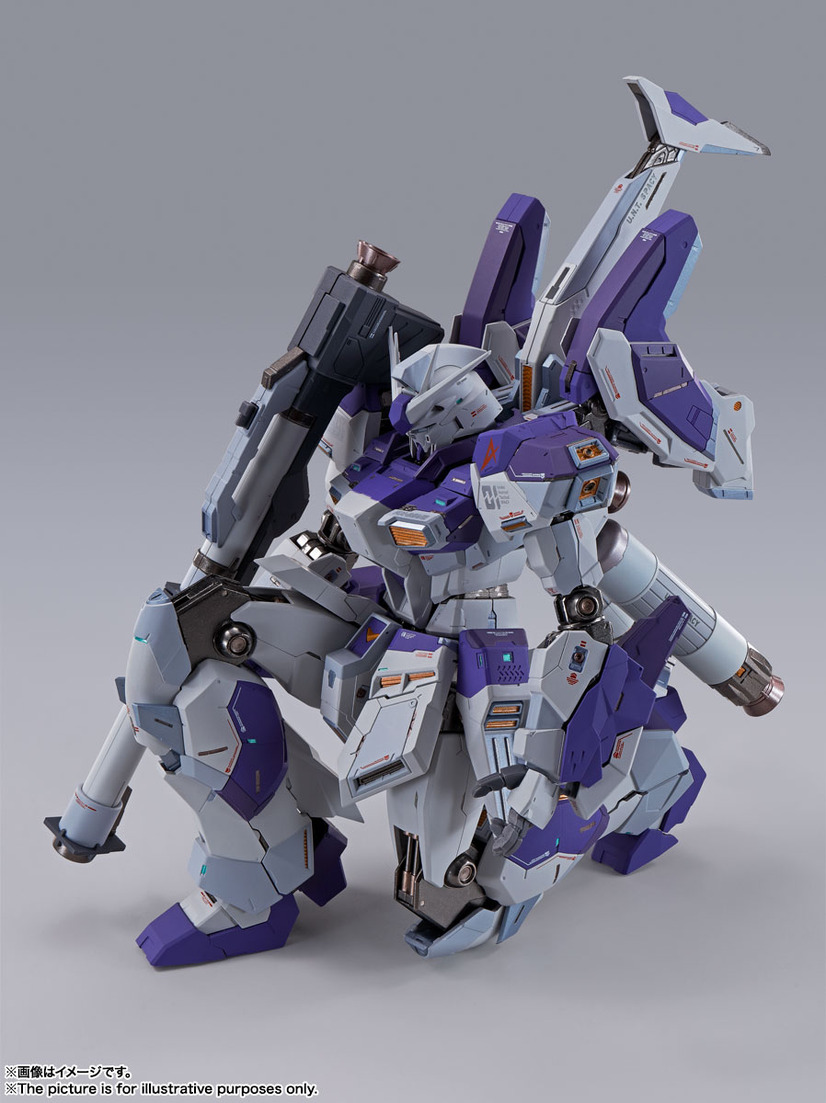 「METAL BUILD Hi-νガンダム」（C）創通・サンライズ